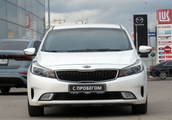 Подержанный автомобиль Kia Cerato Sedan 2018 года (2 фото)
