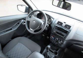 Подержанный автомобиль LADA (ВАЗ) Granta Sedan 2024 года (14 фото)