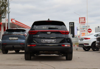 Подержанный автомобиль Kia Sportage 2017 года (6 фото)