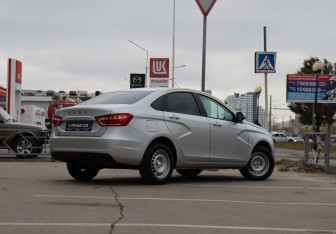 Подержанный автомобиль LADA (ВАЗ) Vesta Sedan 2020 года (5 фото)