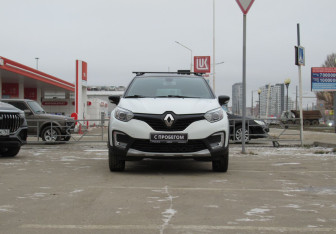 Подержанный автомобиль Renault Kaptur 2018 года (2 фото)