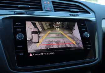 Подержанный автомобиль Volkswagen Tiguan 2018 года (15 фото)