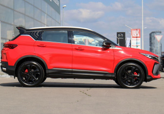 Подержанный автомобиль Geely Coolray 2024 года (4 фото)