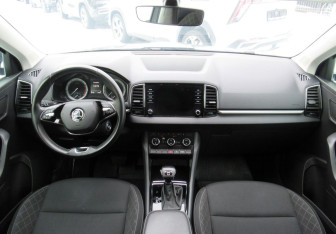 Подержанный автомобиль Skoda Karoq 2021 года (14 фото)