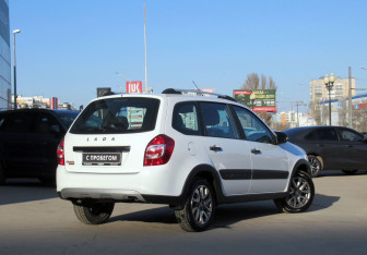 Подержанный автомобиль LADA (ВАЗ) Granta Wagon 2023 года (5 фото)