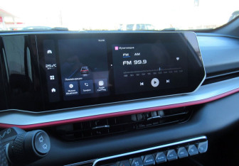 Подержанный автомобиль Geely Coolray 2024 года (15 фото)