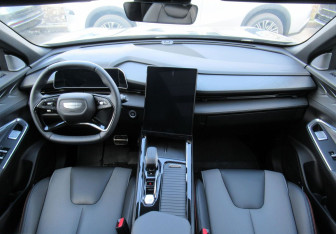 Подержанный автомобиль Geely Cityray 2024 года (11 фото)