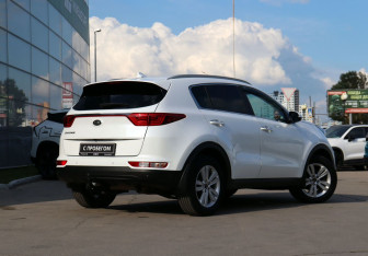 Подержанный автомобиль Kia Sportage 2016 года (5 фото)