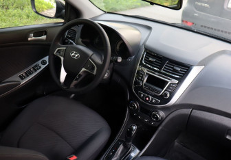 Подержанный автомобиль Hyundai Solaris Sedan 2016 года (12 фото)