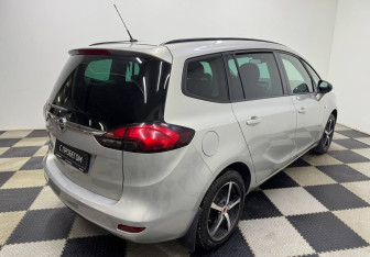 Подержанный автомобиль Opel Zafira Compactvan 2012 года (5 фото)