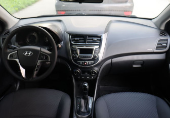 Подержанный автомобиль Hyundai Solaris Sedan 2016 года (13 фото)
