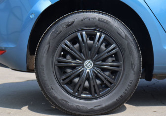 Подержанный автомобиль Volkswagen Golf Hatchback 2013 года (10 фото)