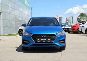 Подержанный автомобиль Hyundai Solaris Sedan 2018 года (2 фото)
