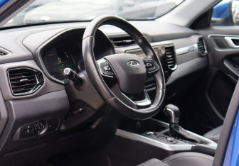 Подержанный автомобиль Chery Tiggo 4 2019 года (16 фото)
