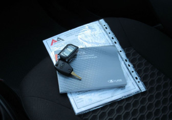 Подержанный автомобиль LADA (ВАЗ) Granta Sedan 2023 года (18 фото)