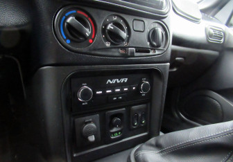 Подержанный автомобиль Chevrolet Niva 2019 года (13 фото)