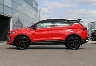 Подержанный автомобиль Geely Coolray 2024 года (8 фото)