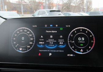 Подержанный автомобиль Omoda C5 2022 года (18 фото)