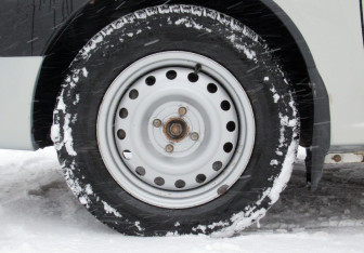 Подержанный автомобиль Renault Logan Sedan 2009 года (9 фото)