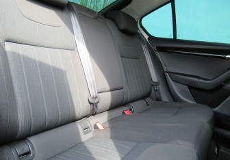 Подержанный автомобиль Skoda Octavia Liftback 2018 года (10 фото)