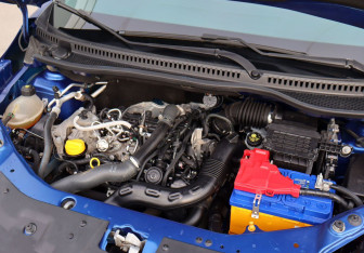 Подержанный автомобиль Renault Kaptur 2020 года (10 фото)