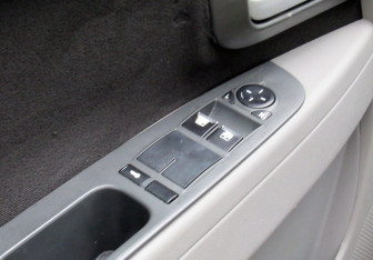 Подержанный автомобиль LADA (ВАЗ) Priora Hatchback 2011 года (14 фото)