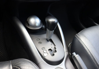 Подержанный автомобиль Mitsubishi Outlander 2008 года (20 фото)