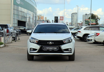 Подержанный автомобиль LADA (ВАЗ) Vesta Wagon 2018 года (2 фото)