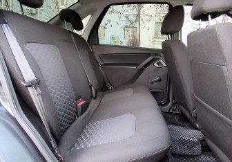 Подержанный автомобиль LADA (ВАЗ) Granta Sedan 2024 года (17 фото)