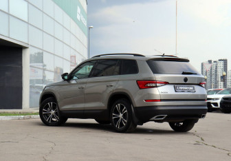 Подержанный автомобиль Skoda Kodiaq 2019 года (7 фото)
