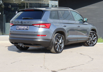 Подержанный автомобиль Skoda Kodiaq 2019 года (5 фото)