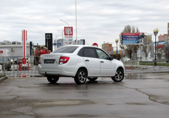 Подержанный автомобиль LADA (ВАЗ) Granta Sedan 2024 года (5 фото)