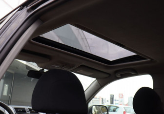 Подержанный автомобиль Toyota RAV4 2006 года (20 фото)