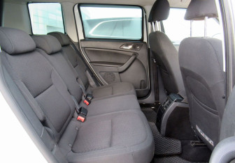 Подержанный автомобиль Skoda Yeti 2016 года (11 фото)