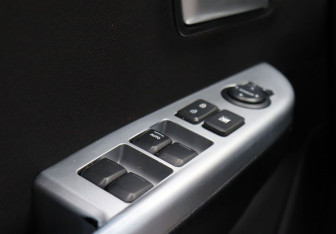 Подержанный автомобиль Kia Rio Hatchback 2013 года (19 фото)