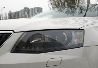 Подержанный автомобиль Skoda Octavia Liftback 2015 года (11 фото)