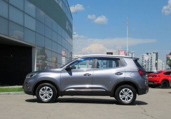 Подержанный автомобиль Chery Tiggo 4 Pro 2023 года (8 фото)