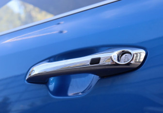 Подержанный автомобиль Kia Rio Sedan 2019 года (15 фото)