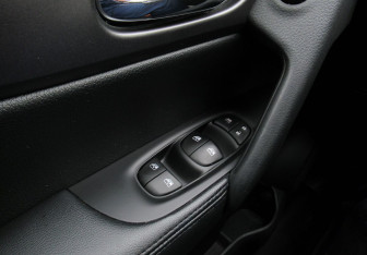 Подержанный автомобиль Nissan Qashqai 2021 года (14 фото)