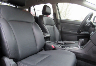 Подержанный автомобиль Subaru Impreza Hatchback 2013 года (16 фото)