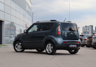Подержанный автомобиль Kia Soul 2011 года (7 фото)
