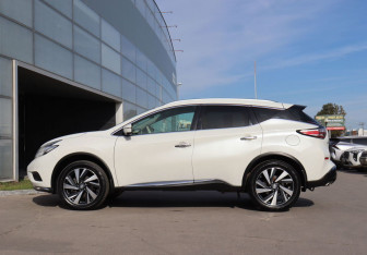 Подержанный автомобиль Nissan Murano Suv 2020 года (7 фото)