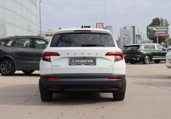 Подержанный автомобиль Skoda Karoq 2020 года (6 фото)