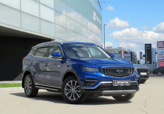 Подержанный автомобиль Geely Atlas Pro 2022 года (3 фото)