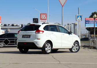 Подержанный автомобиль LADA (ВАЗ) XRAY 2016 года (5 фото)