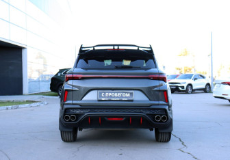 Подержанный автомобиль Geely Coolray 2024 года (6 фото)