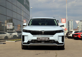 Подержанный автомобиль Voyah Free 2023 года (2 фото)