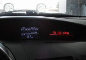 Подержанный автомобиль Mazda 3 Sedan 2011 года (12 фото)