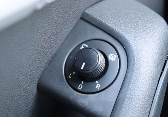 Подержанный автомобиль Skoda Octavia Liftback 2013 года (10 фото)