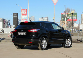 Подержанный автомобиль Nissan Qashqai 2018 года (5 фото)